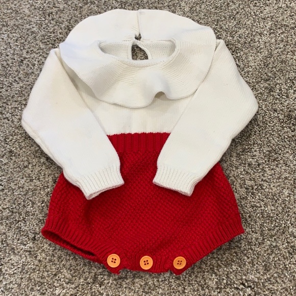 Ruffle collar combo sweater romper - Picture 2 of 5